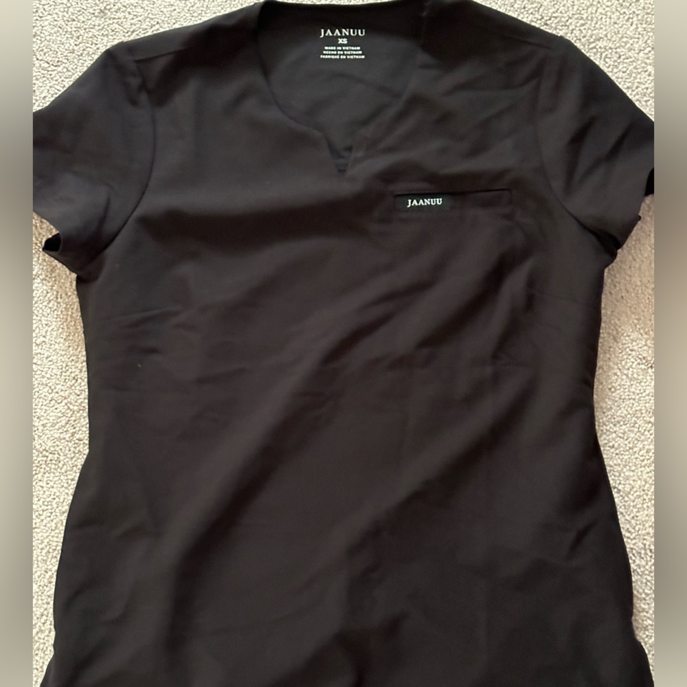 Jaanuu one pocket scrub top - xs - black